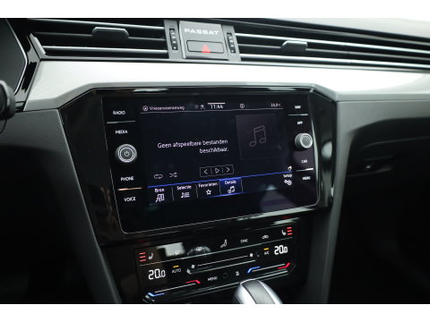Volkswagen Passat 1.4 TSI PHEV GTE Business | Adapt. Cruise | Camera | Memory Seat | Stoel-Stuurverw. | Leder | Apple CarPlay & Android Auto