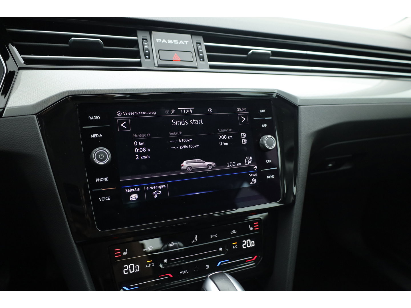 Volkswagen Passat 1.4 TSI PHEV GTE Business | Adapt. Cruise | Camera | Memory Seat | Stoel-Stuurverw. | Leder | Apple CarPlay & Android Auto