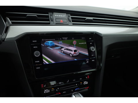 Volkswagen Passat 1.4 TSI PHEV GTE Business | Adapt. Cruise | Camera | Memory Seat | Stoel-Stuurverw. | Leder | Apple CarPlay & Android Auto