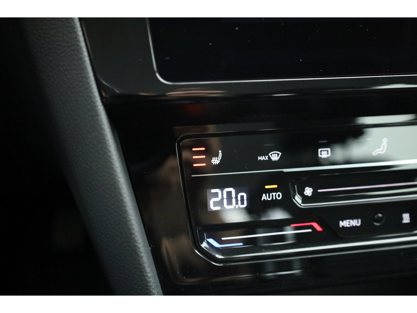 Volkswagen Passat 1.4 TSI PHEV GTE Business | Adapt. Cruise | Camera | Memory Seat | Stoel-Stuurverw. | Leder | Apple CarPlay & Android Auto