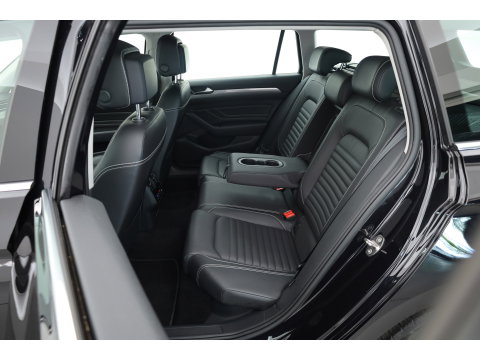 Volkswagen Passat 1.4 TSI PHEV GTE Business | Adapt. Cruise | Camera | Memory Seat | Stoel-Stuurverw. | Leder | Apple CarPlay & Android Auto