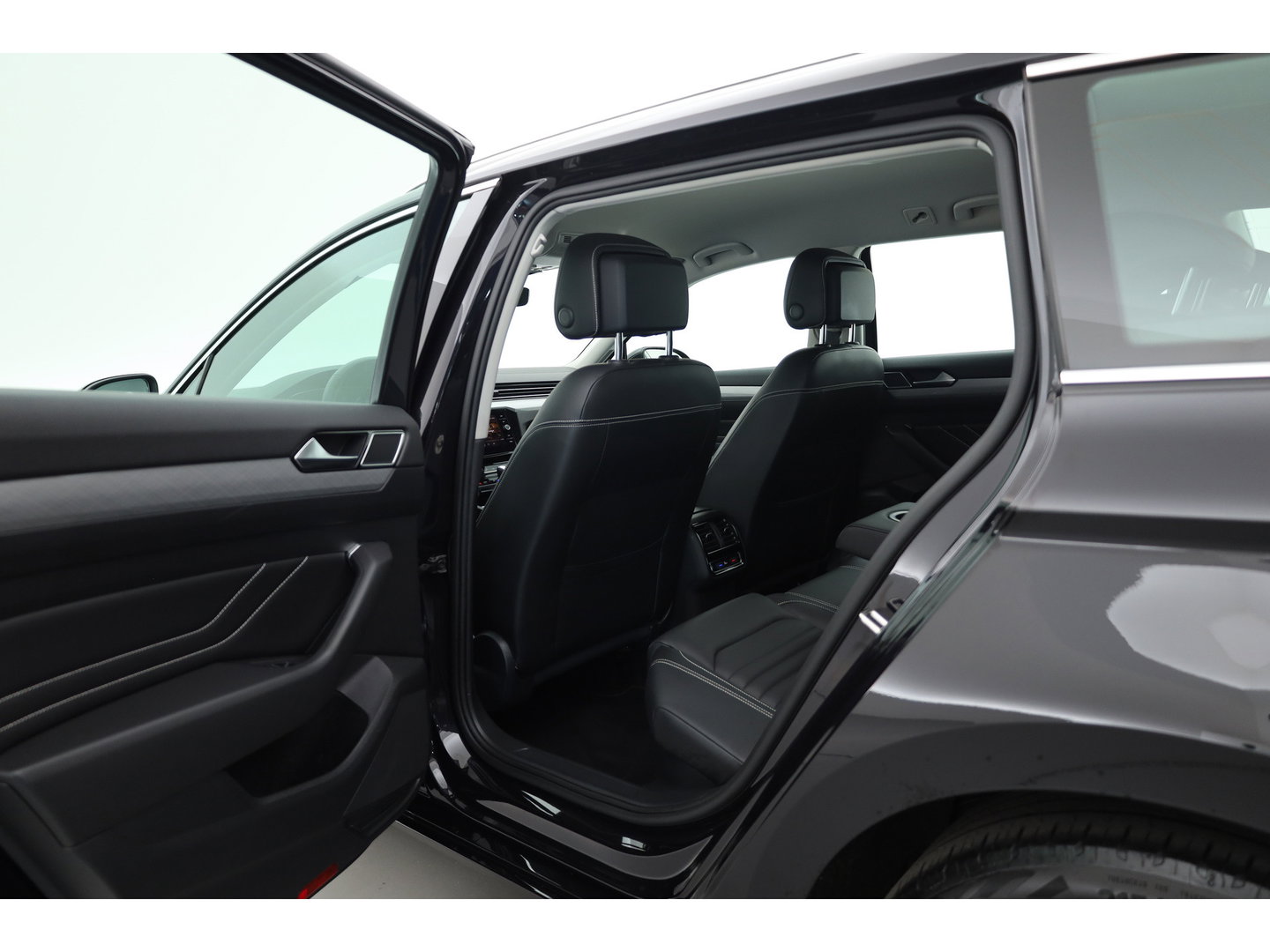 Volkswagen Passat 1.4 TSI PHEV GTE Business | Adapt. Cruise | Camera | Memory Seat | Stoel-Stuurverw. | Leder | Apple CarPlay & Android Auto