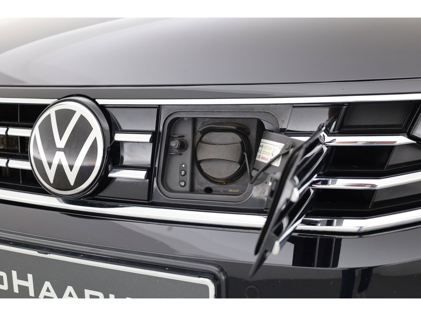 Volkswagen Passat 1.4 TSI PHEV GTE Business | Adapt. Cruise | Camera | Memory Seat | Stoel-Stuurverw. | Leder | Apple CarPlay & Android Auto