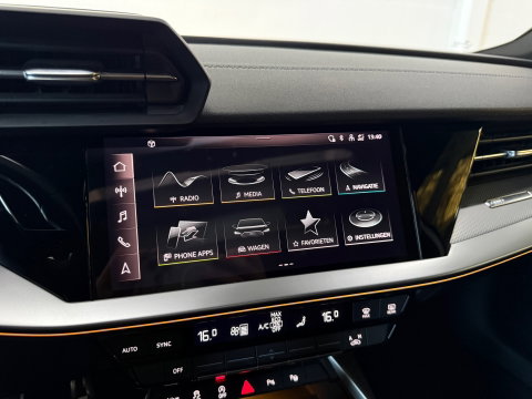 Audi A3 35 TFSI S-Line*Pano*Sonos*Camera*Matrix