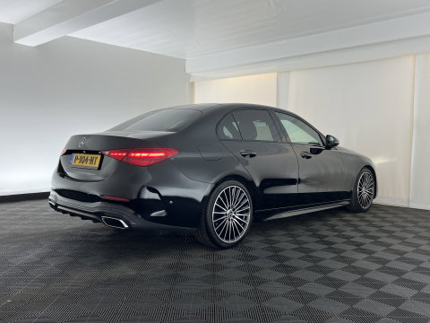 Mercedes-Benz C-Klasse 180 AMG Line (INCL.BTW) *LEATHER | FULL-LED | HEATED-SPORTSEATS | DIGI-COCKPIT | BLINDSPOT | CAMERA | DAB | AMBIENT-LIGHT | SHIFT-PADDLES | PRIVACY-GLASS | ECC | PDC | CRUISE | 19''ALU*