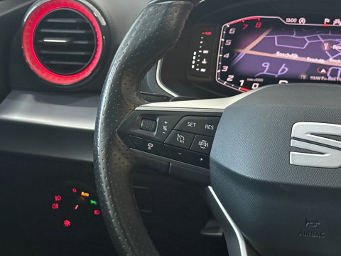 SEAT Ibiza 1.5 TSI FR*Pano*Beats*Camera*Keyless
