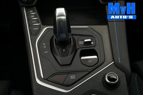 Lynk & Co 01 1.5 Plug-in Hybride|FULL BLACK XL|LEER|360ºCAM