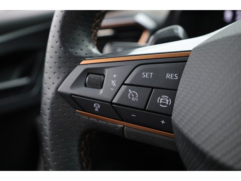 CUPRA Formentor 1.4 e-Hybrid Business | Dig. Cockpit | Adapt. Cruise | Camera | Keyless | Stoel-Stuurverw. | 18'' | SOH 96% | x