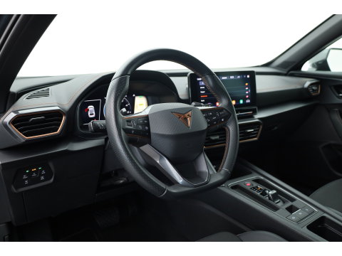 CUPRA Formentor 1.4 e-Hybrid Business | Dig. Cockpit | Adapt. Cruise | Camera | Keyless | Stoel-Stuurverw. | 18'' | SOH 96% | x