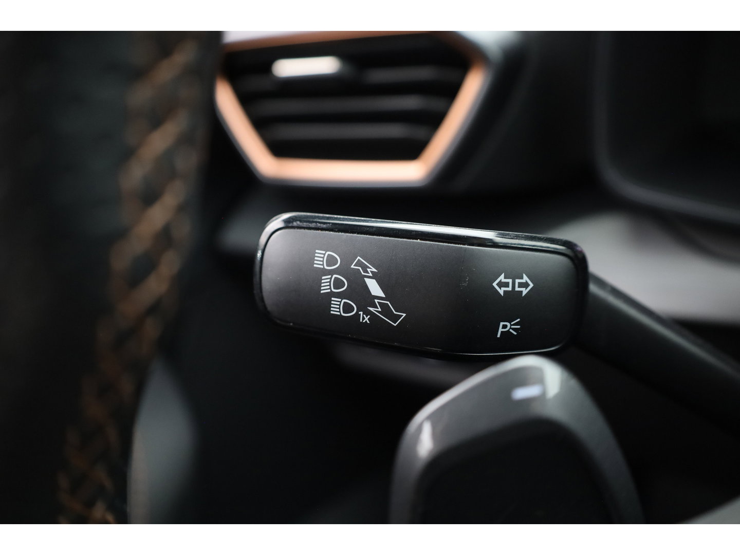 CUPRA Formentor 1.4 e-Hybrid Business | Dig. Cockpit | Adapt. Cruise | Camera | Keyless | Stoel-Stuurverw. | 18'' | SOH 96% | x