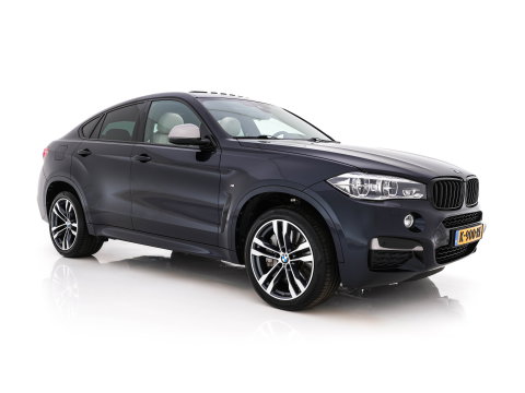 BMW X6 M50d (INCL-BTW) Aut. *PANO | HEAD-UP | LEATHER | FULL-LED | HARMAN/KARDON | DIGI-COCKPIT | CAMERA | MEMORY-PACK | HEATED-COMFORTSEATS | NAVI-FULLMAP | SHIFT-PADDLES | PRIVACYGLASS | 20"ALU*