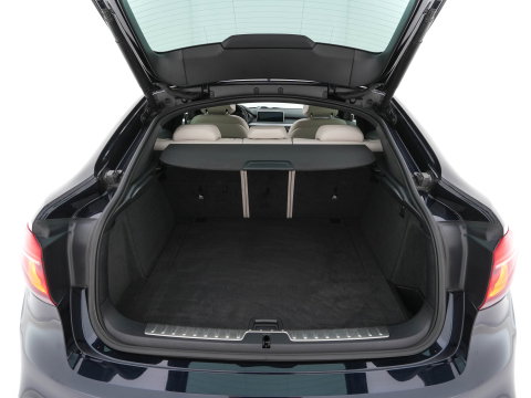 BMW X6 M50d (INCL-BTW) Aut. *PANO | HEAD-UP | LEATHER | FULL-LED | HARMAN/KARDON | DIGI-COCKPIT | CAMERA | MEMORY-PACK | HEATED-COMFORTSEATS | NAVI-FULLMAP | SHIFT-PADDLES | PRIVACYGLASS | 20"ALU*