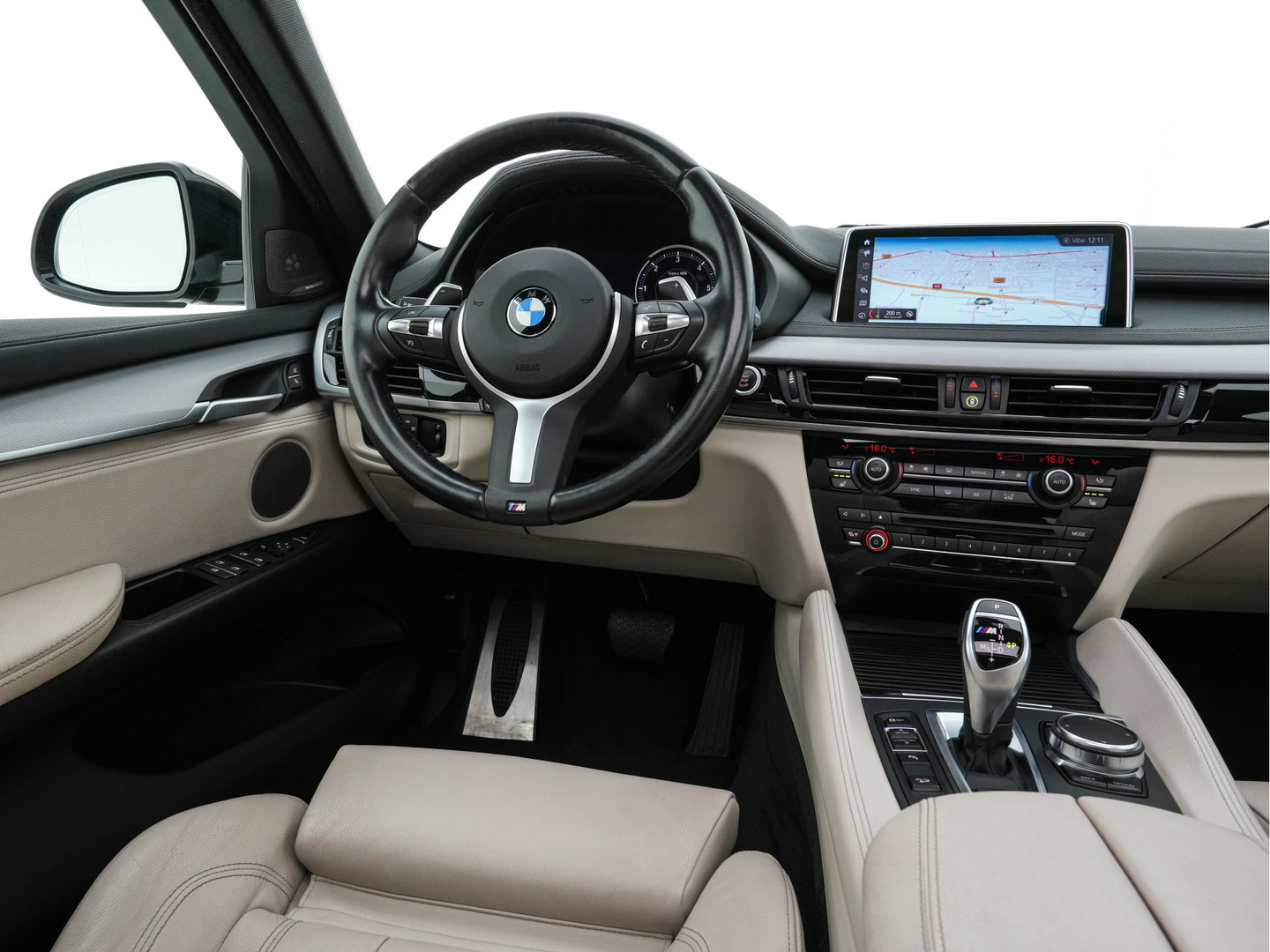 BMW X6 M50d (INCL-BTW) Aut. *PANO | HEAD-UP | LEATHER | FULL-LED | HARMAN/KARDON | DIGI-COCKPIT | CAMERA | MEMORY-PACK | HEATED-COMFORTSEATS | NAVI-FULLMAP | SHIFT-PADDLES | PRIVACYGLASS | 20"ALU*