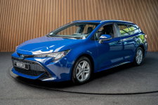 Toyota Corolla Touring Sports - 1.8 Hybrid Navi Camera Climate Cruise Afneembaar trekhaak LM velgen