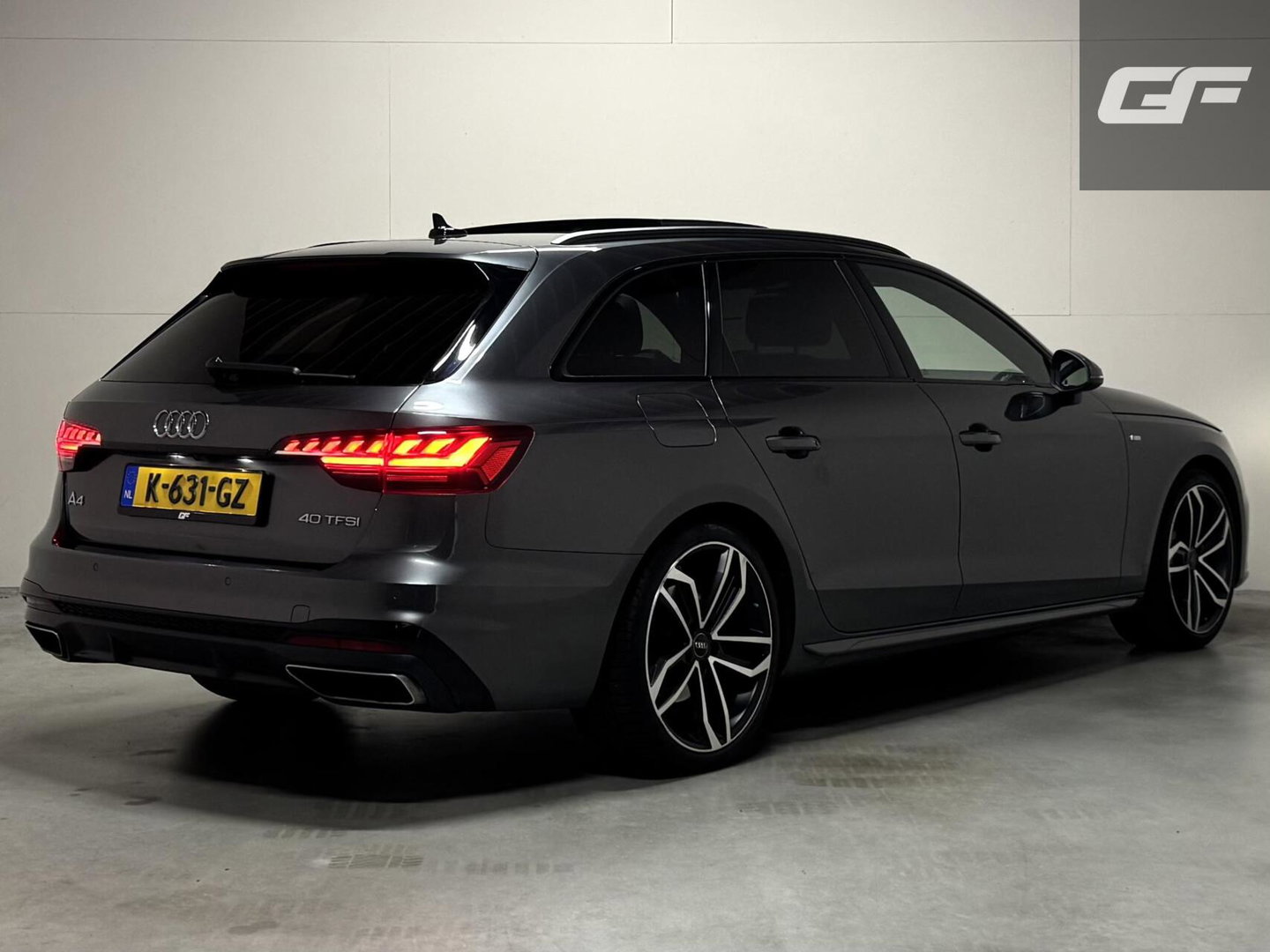 Audi A4 Avant 40 TFSI S-line Black Edition Pano Leer Memory B&O Sfeer NAP