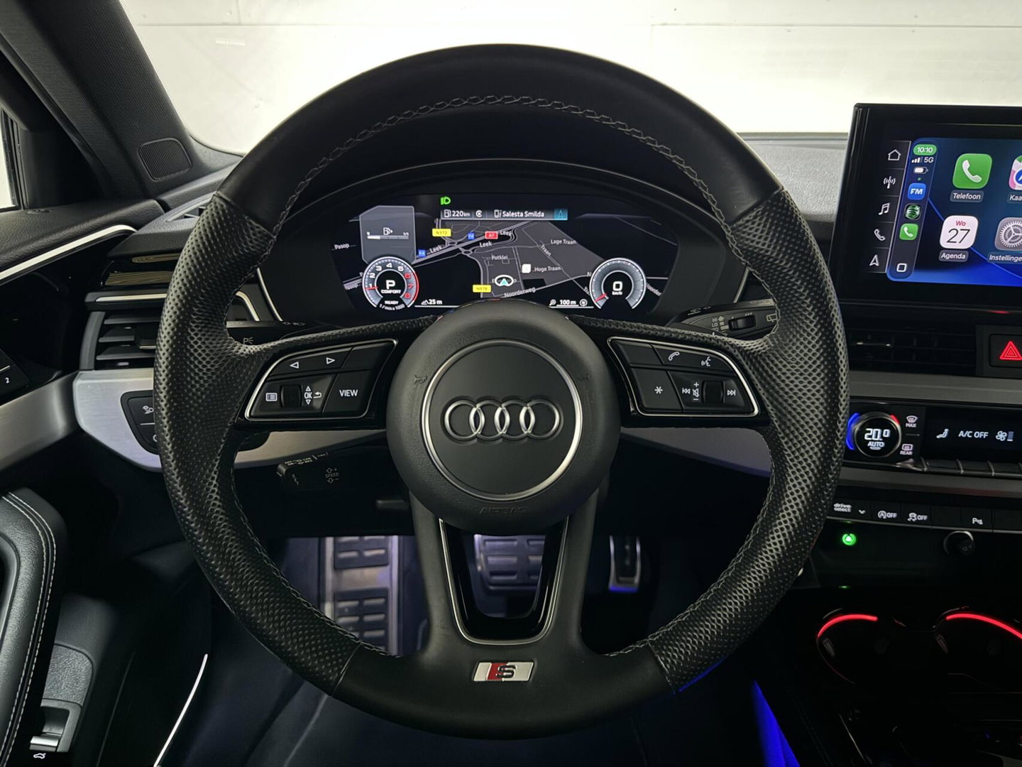 Audi A4 Avant 40 TFSI S-line Black Edition Pano Leer Memory B&O Sfeer NAP