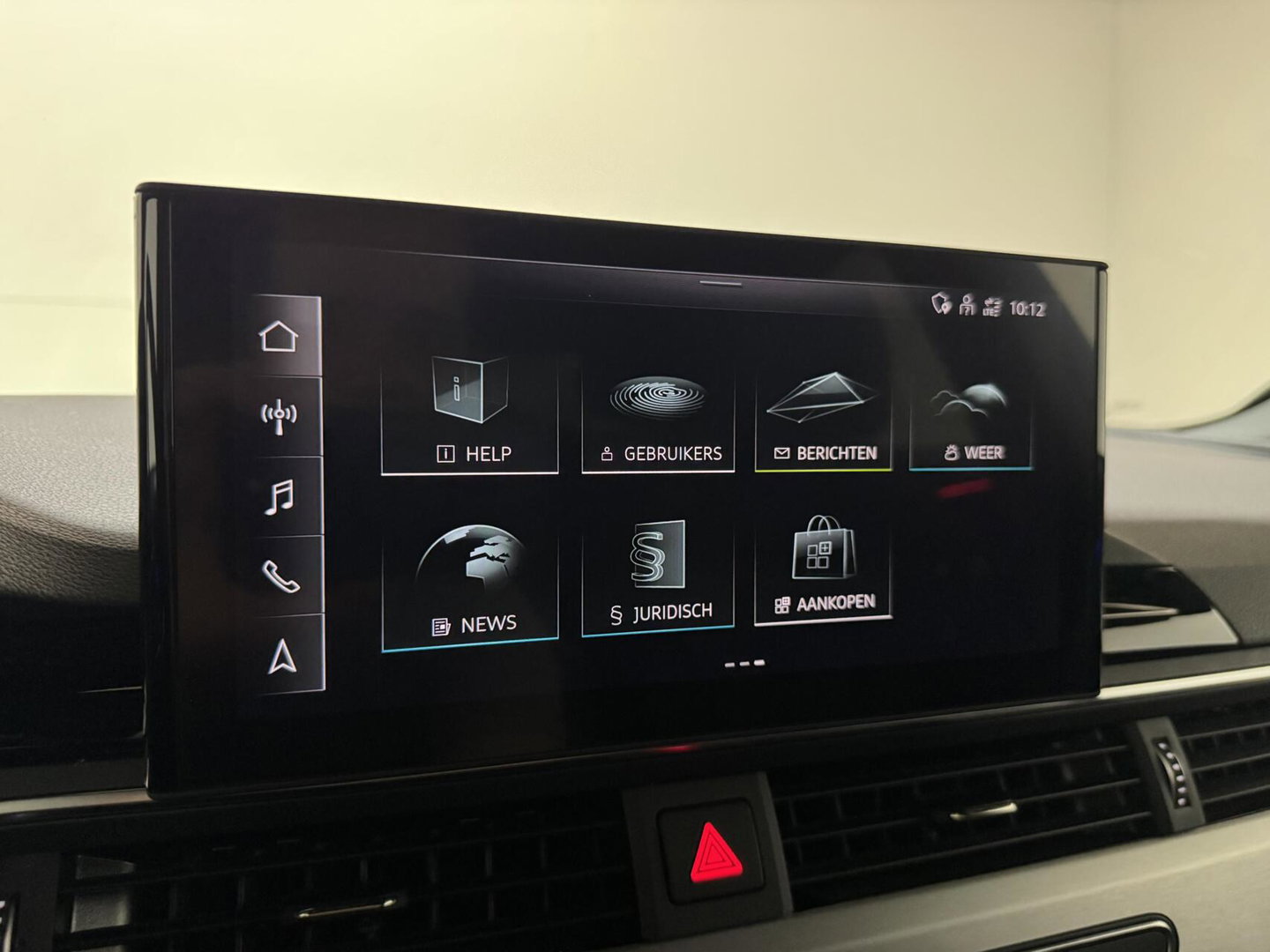Audi A4 Avant 40 TFSI S-line Black Edition Pano Leer Memory B&O Sfeer NAP