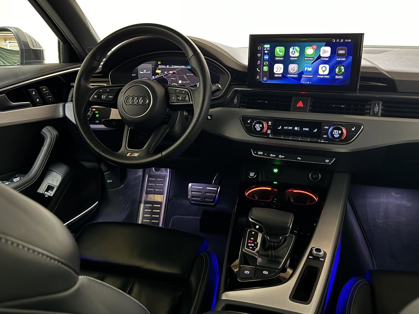 Audi A4 Avant 40 TFSI S-line Black Edition Pano Leer Memory B&O Sfeer NAP