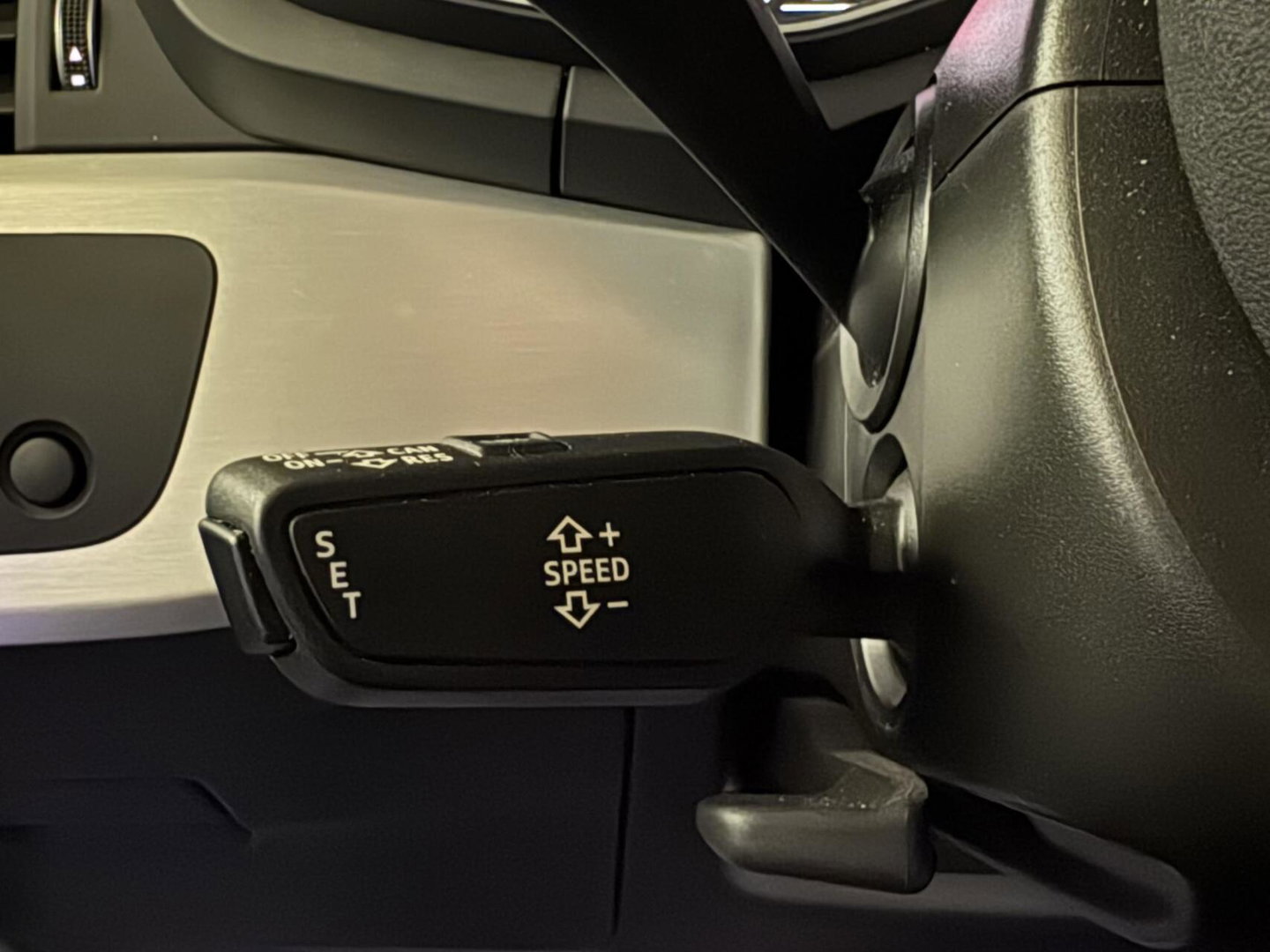 Audi A4 Avant 40 TFSI S-line Black Edition Pano Leer Memory B&O Sfeer NAP
