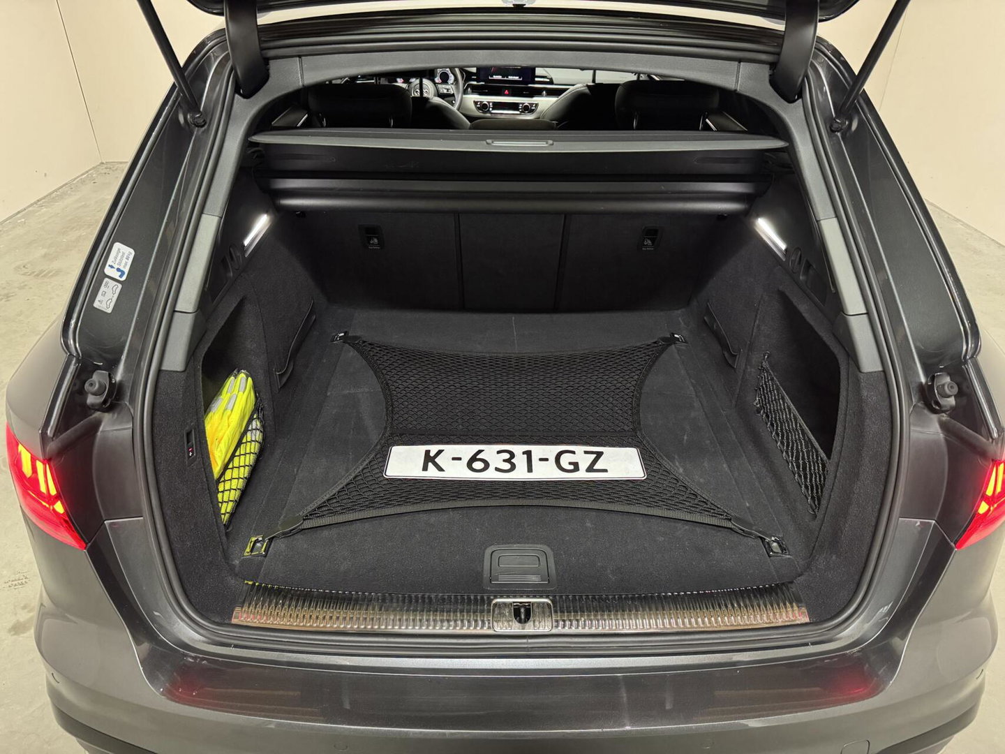 Audi A4 Avant 40 TFSI S-line Black Edition Pano Leer Memory B&O Sfeer NAP