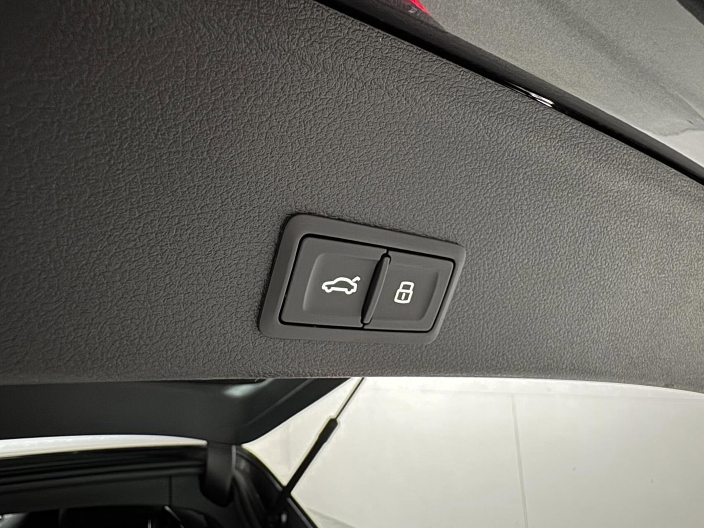 Audi A4 Avant 40 TFSI S-line Black Edition Pano Leer Memory B&O Sfeer NAP