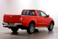 Mitsubishi L200 - 2.4 DI-D 180pk Club Cab Intense 4x4 High/Low Gearing + Diff. Lock 12-2018