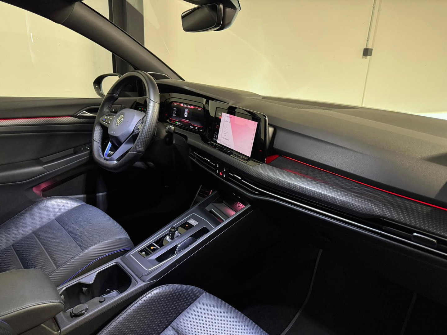 Volkswagen Golf 2.0 TSI R 4Motion PANO KEYLESS MEMORY VOL'
