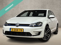 Volkswagen Golf - 1.4 TSI GTE 204Pk Automaat (NAVIGATIE, PARELMOER, CLIMATE, ADAPTIVE CRUISE, SPORTSTOELEN, GETINT GLAS, PARKEERSENSOREN, NIEUWE APK, NIEUWSTAAT)
