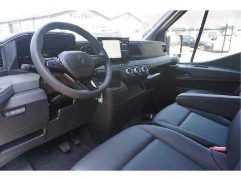 Renault Master E-Tech T35 L3H2 Extra Long range 87 kWh AUT Airco, Navi, Leder, Betimmering, Trekhaak NR. T02*