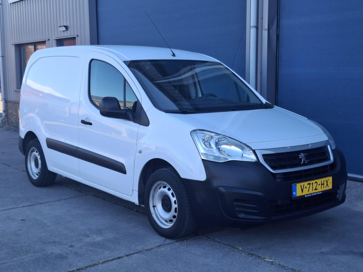 Peugeot Partner 120 1.6 BlueHDi 75 L1 XR AIRCO / DEALER ONDERHOUDEN / EURO 6 / N.A.P