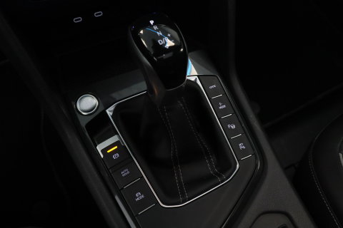 Volkswagen Tiguan 1.4 TSI eHybrid R-Line Business+ Volleder VCP Panoramadak Elec.Trekhaak