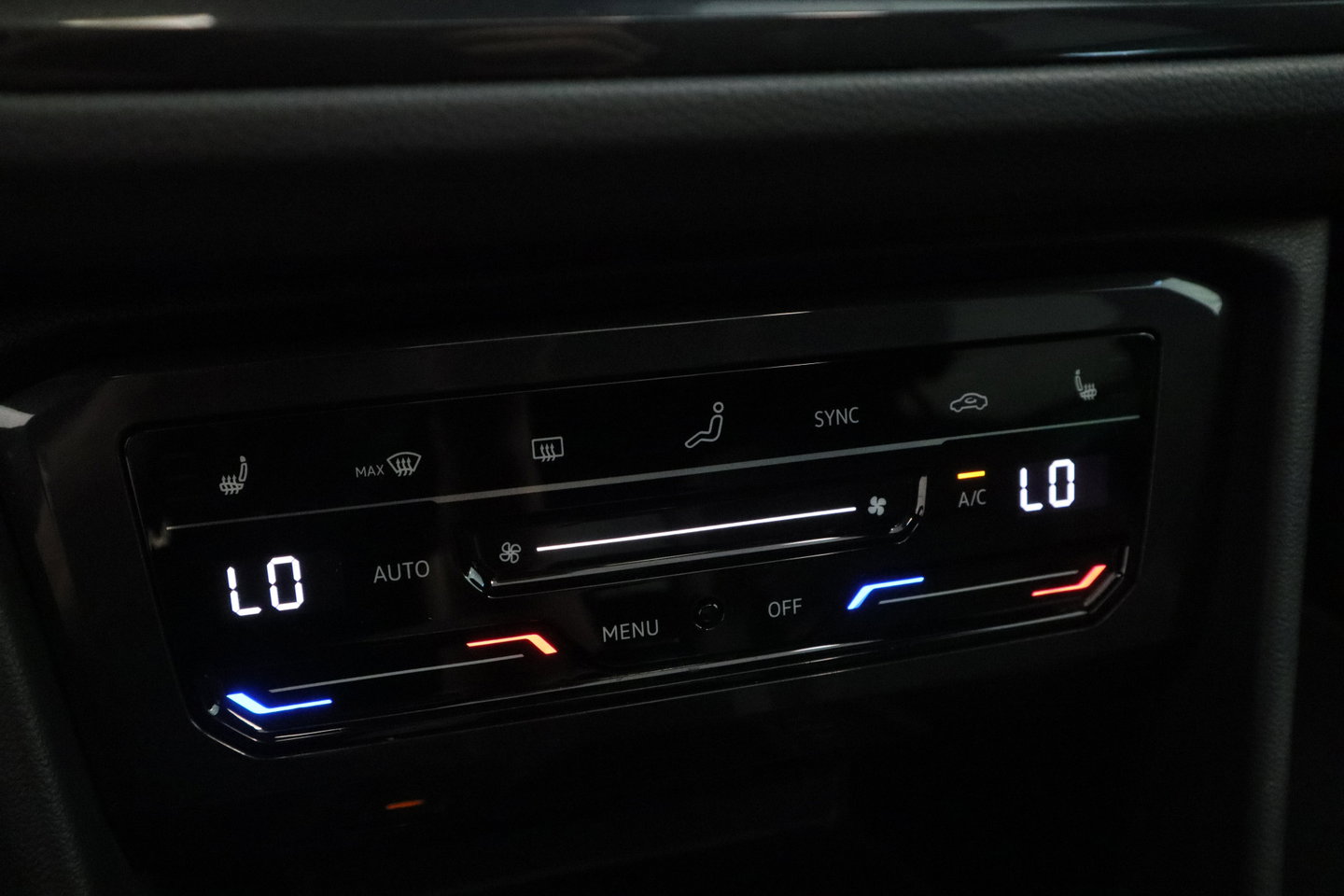 Volkswagen Tiguan 1.4 TSI eHybrid R-Line Business+ Volleder VCP Panoramadak Elec.Trekhaak