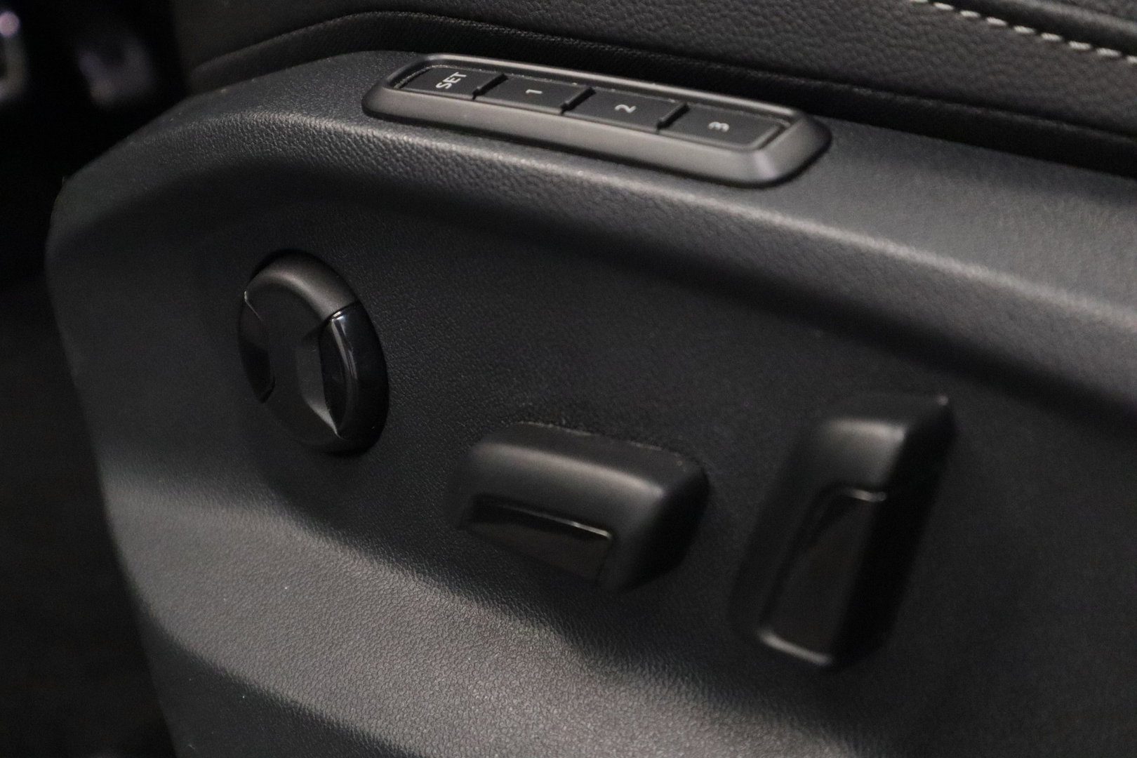 Volkswagen Tiguan 1.4 TSI eHybrid R-Line Business+ Volleder VCP Panoramadak Elec.Trekhaak