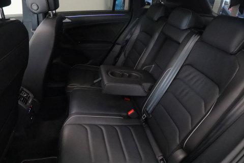 Volkswagen Tiguan 1.4 TSI eHybrid R-Line Business+ Volleder VCP Panoramadak Elec.Trekhaak