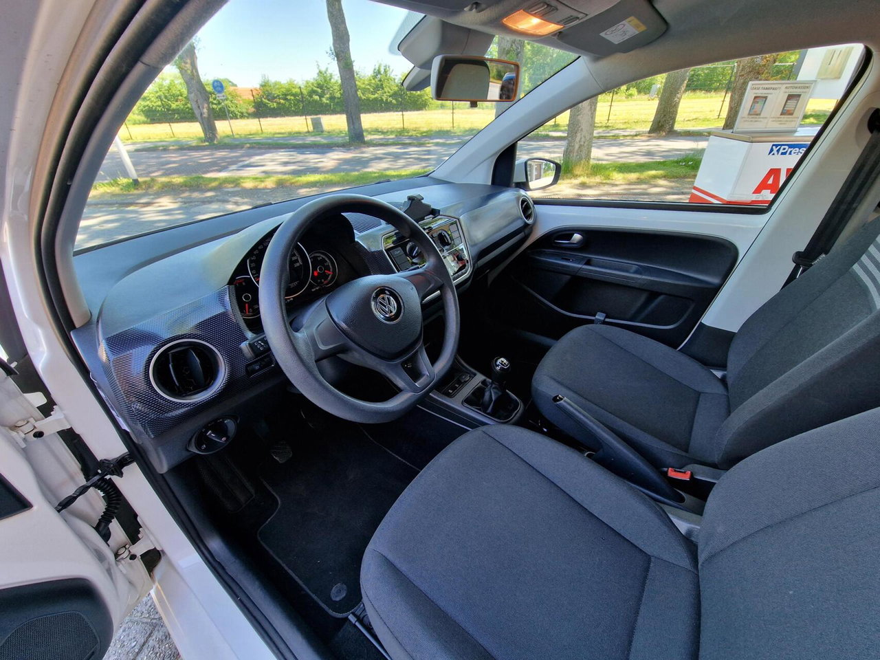 Volkswagen up!