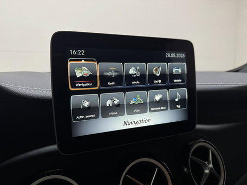 Mercedes-Benz A-Klasse 200 AMG WhiteArt Edition Pano Cruise NAP