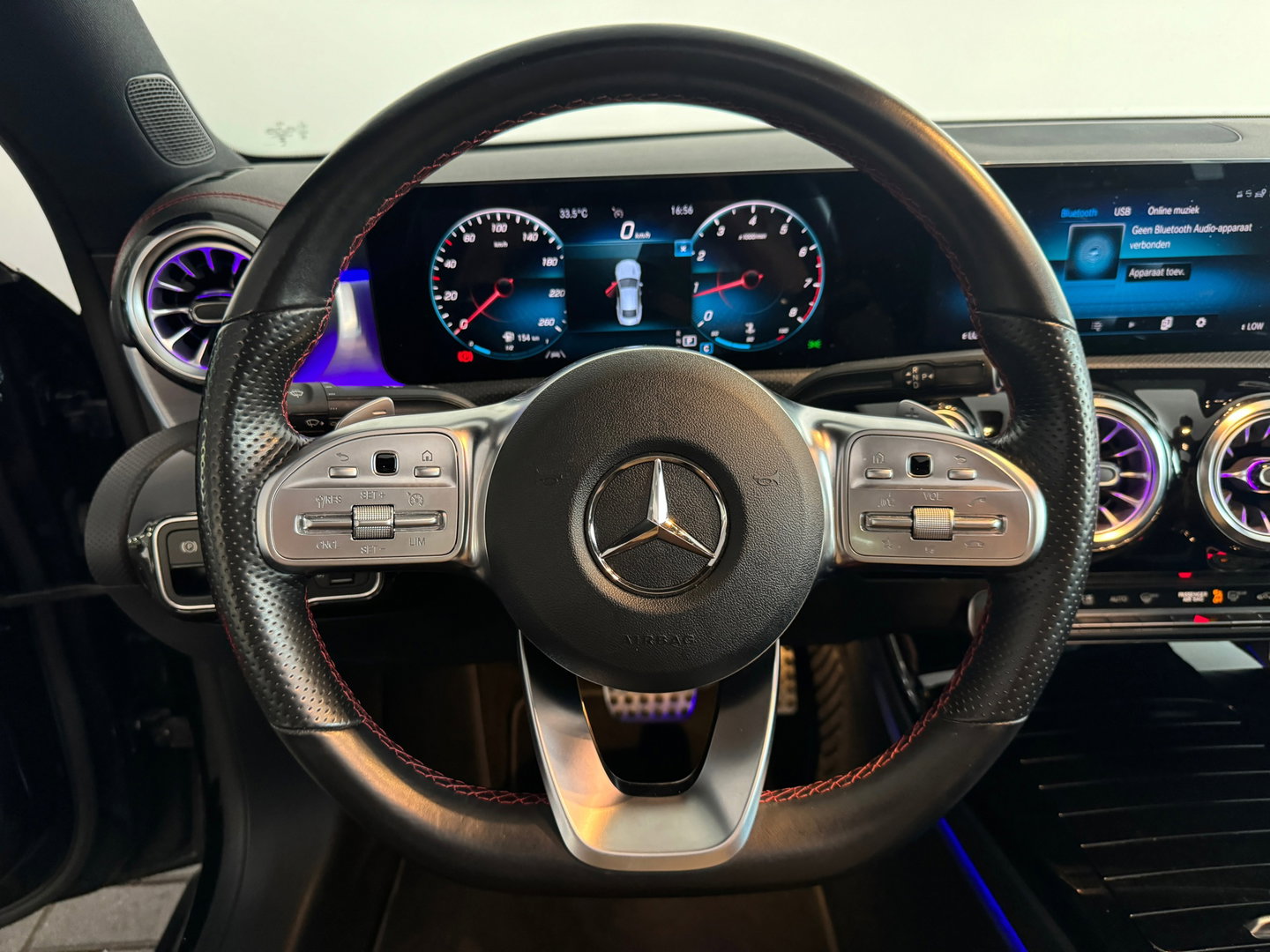 Mercedes-Benz CLA-Klasse 180 Premium+ AMG Pano|Memory|Sfeer