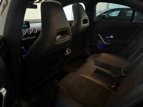 Mercedes-Benz CLA-Klasse 180 Premium+ AMG Pano|Memory|Sfeer
