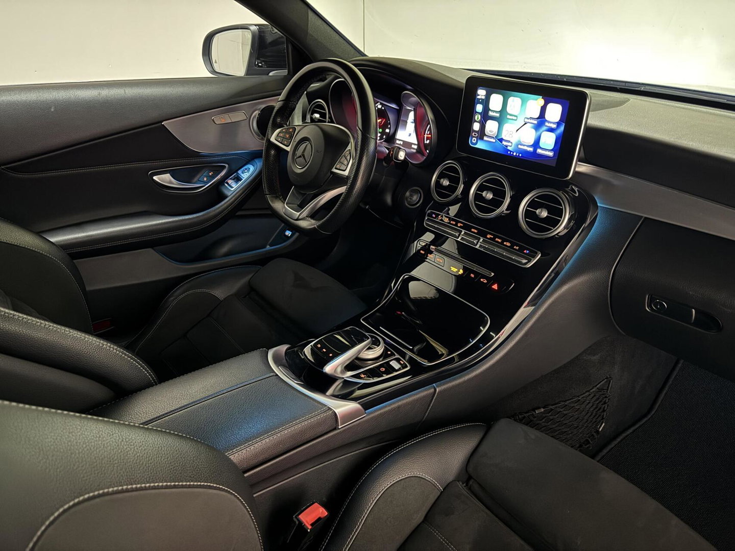 Mercedes-Benz C-Klasse Coupé 200 4MATIC AMG Pano 360° Sfeer Carplay