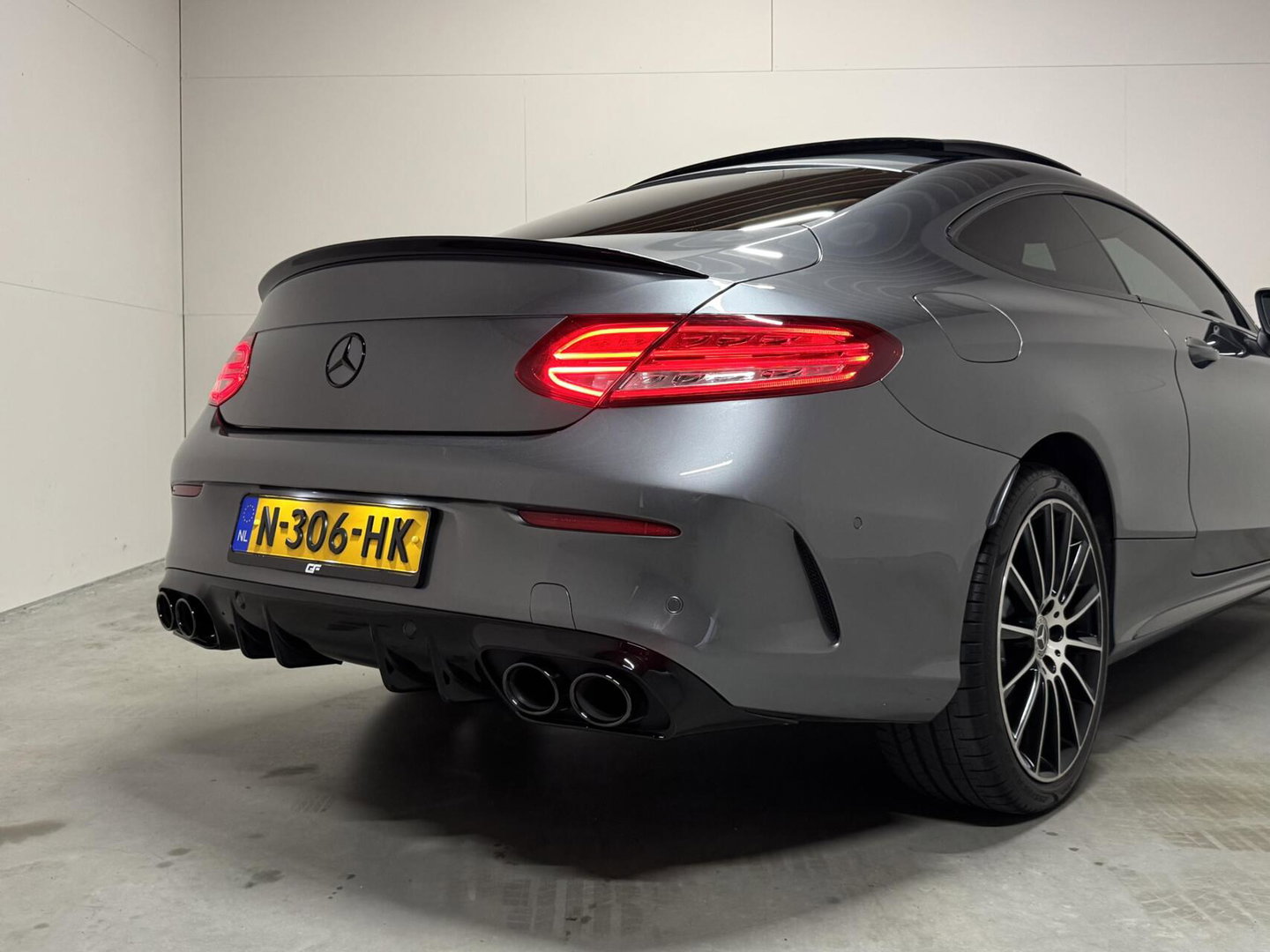 Mercedes-Benz C-Klasse Coupé 200 4MATIC AMG Pano 360° Sfeer Carplay