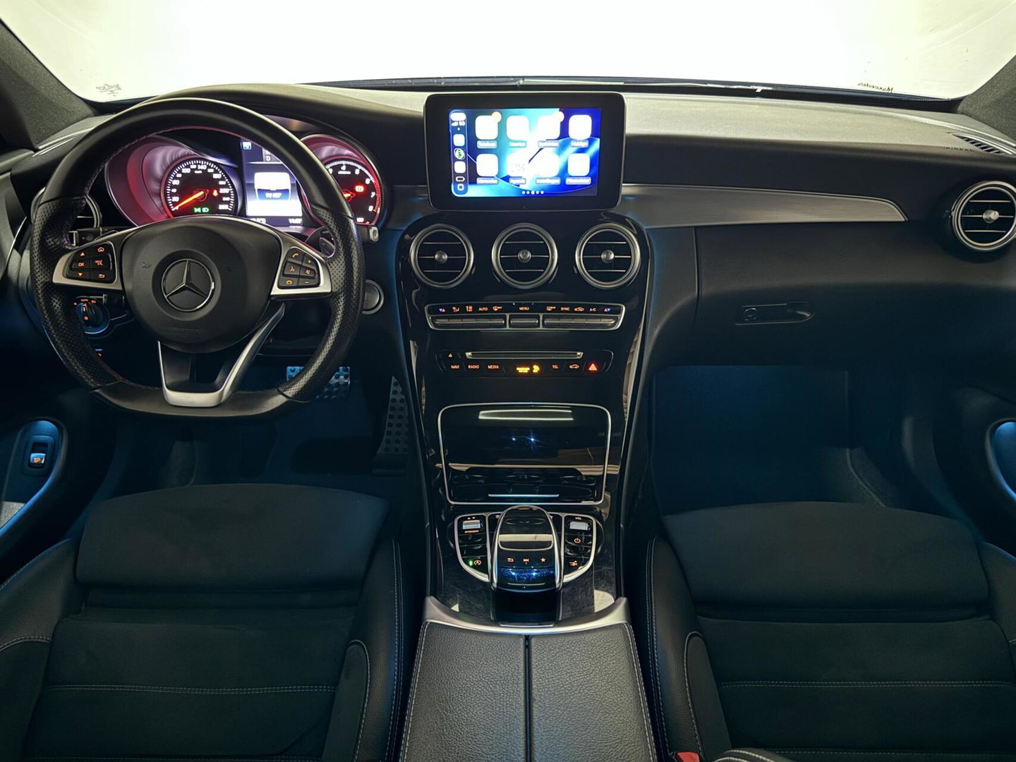 Mercedes-Benz C-Klasse Coupé 200 4MATIC AMG Pano 360° Sfeer Carplay