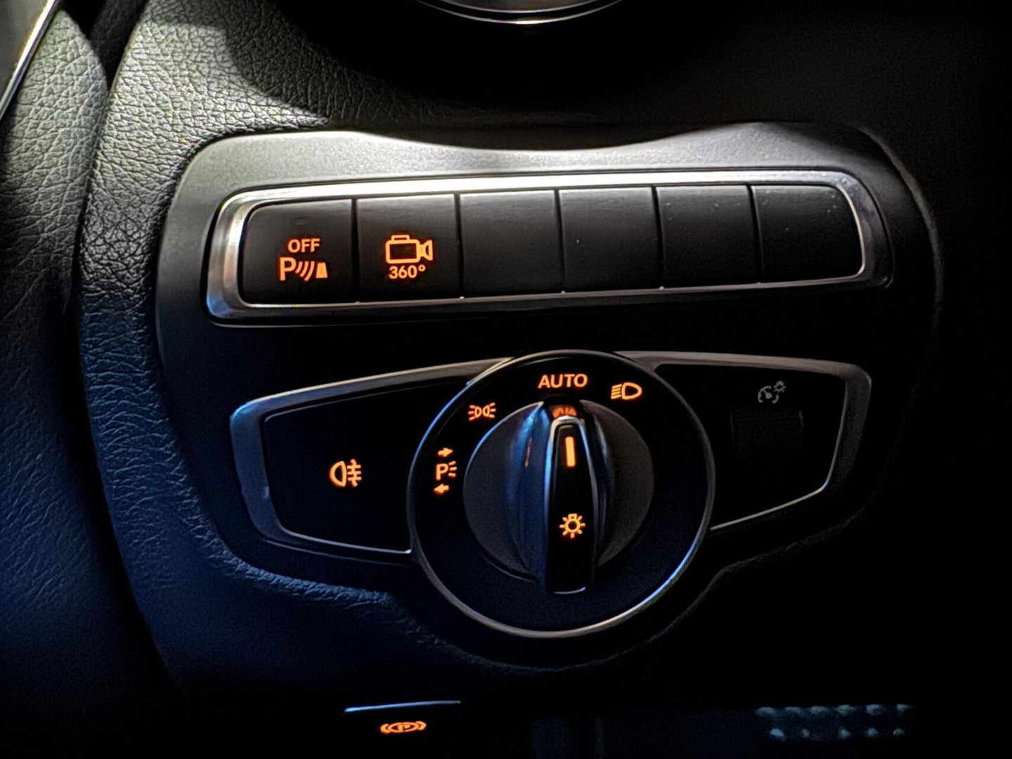 Mercedes-Benz C-Klasse Coupé 200 4MATIC AMG Pano 360° Sfeer Carplay