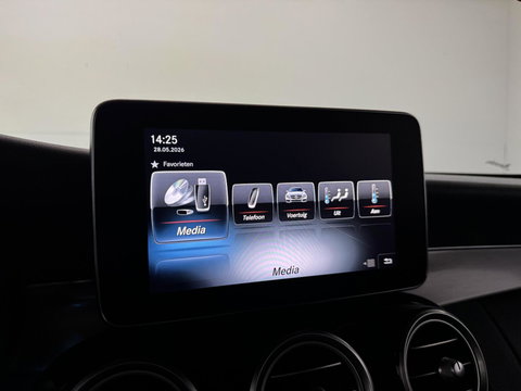Mercedes-Benz C-Klasse Coupé 200 4MATIC AMG Pano 360° Sfeer Carplay