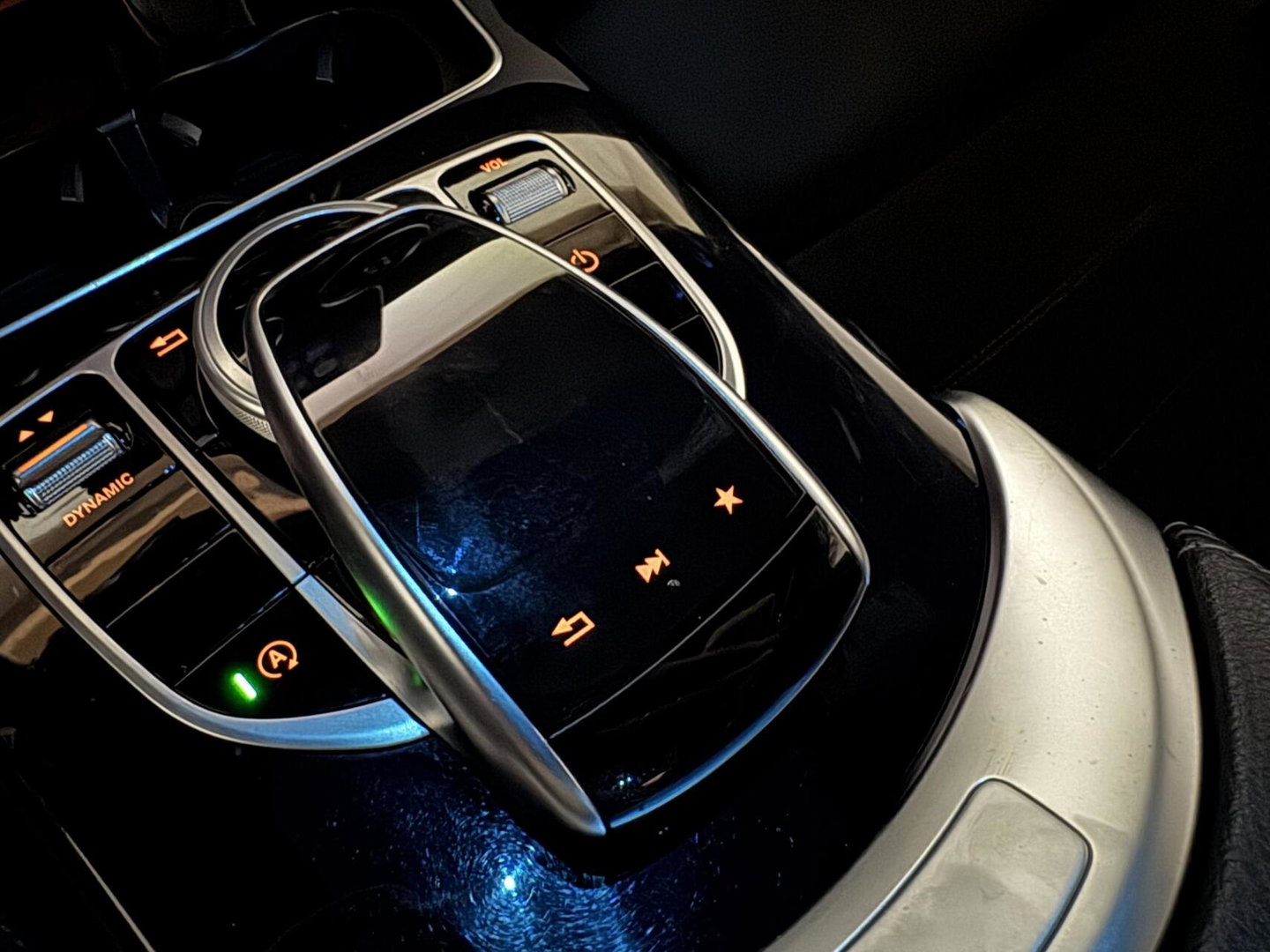 Mercedes-Benz C-Klasse Coupé 200 4MATIC AMG Pano 360° Sfeer Carplay
