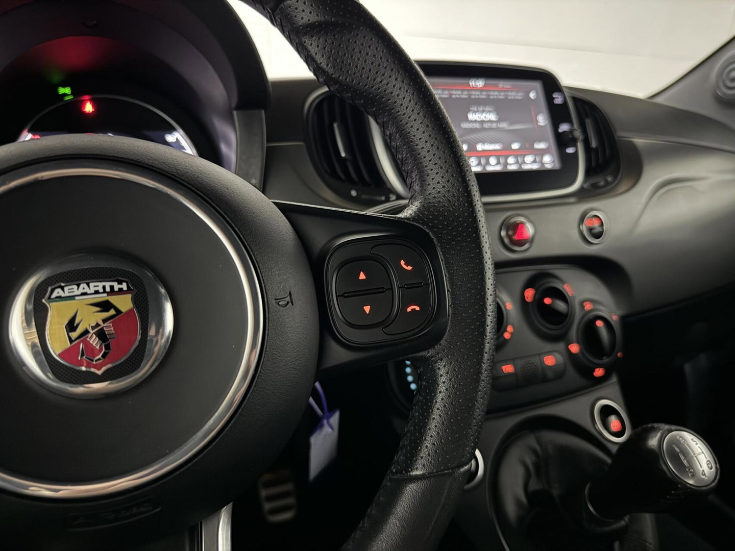 Fiat 500 1.4 T-Jet Abarth 595 Pista 160PK Leer Virtual Dealer Onderhouden