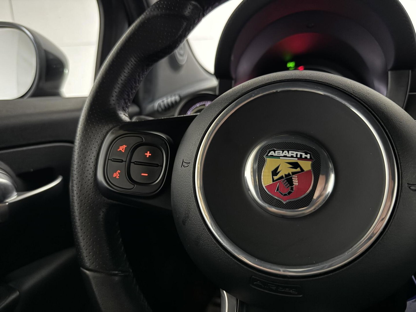 Fiat 500 1.4 T-Jet Abarth 595 Pista 160PK Leer Virtual Dealer Onderhouden