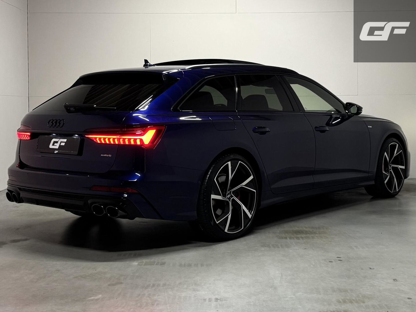 Audi A6 Avant 55 TFSIe Quattro Competition Pano Nachtzicht 360° HUD