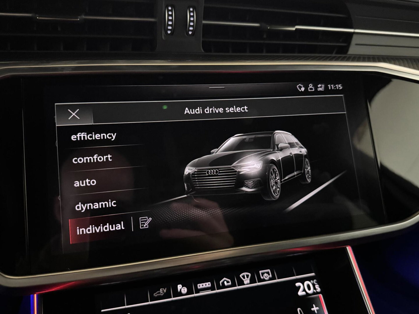 Audi A6 Avant 55 TFSIe Quattro Competition Pano Nachtzicht 360° HUD