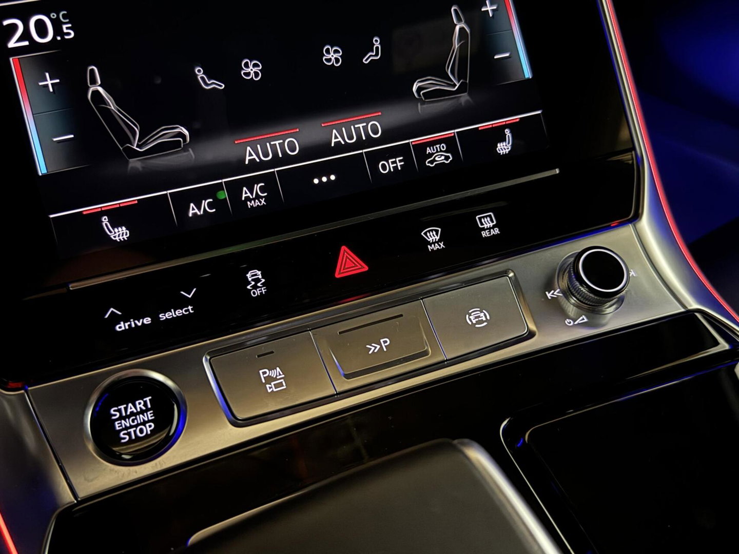 Audi A6 Avant 55 TFSIe Quattro Competition Pano Nachtzicht 360° HUD