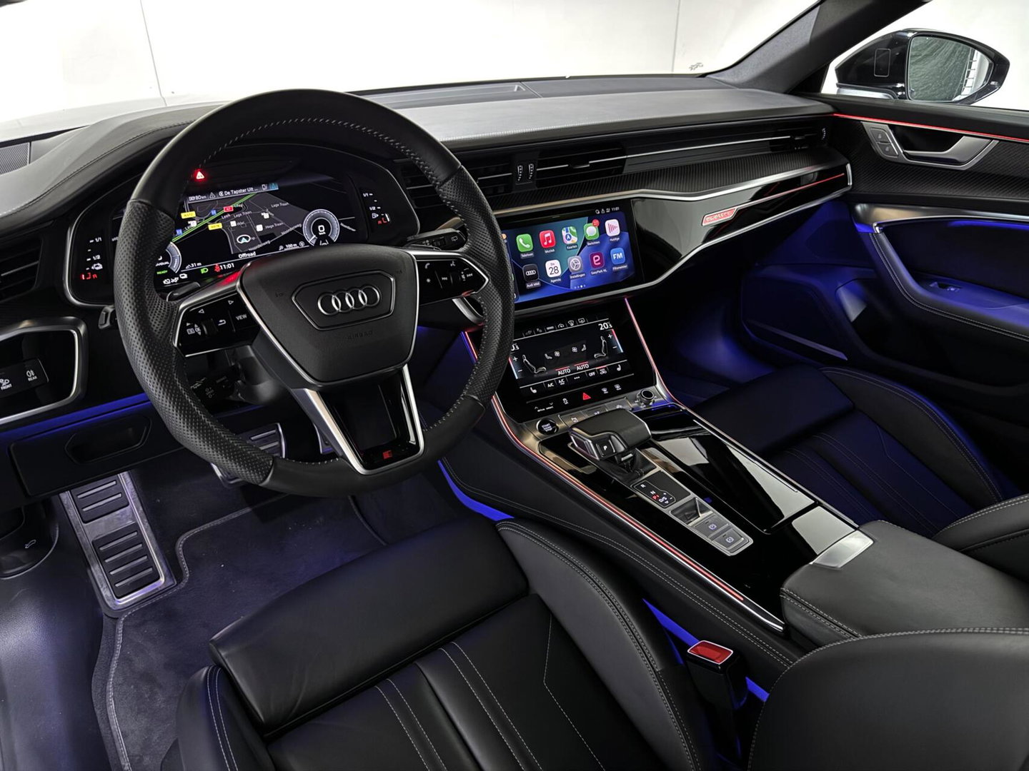 Audi A6 Avant 55 TFSIe Quattro Competition Pano Nachtzicht 360° HUD